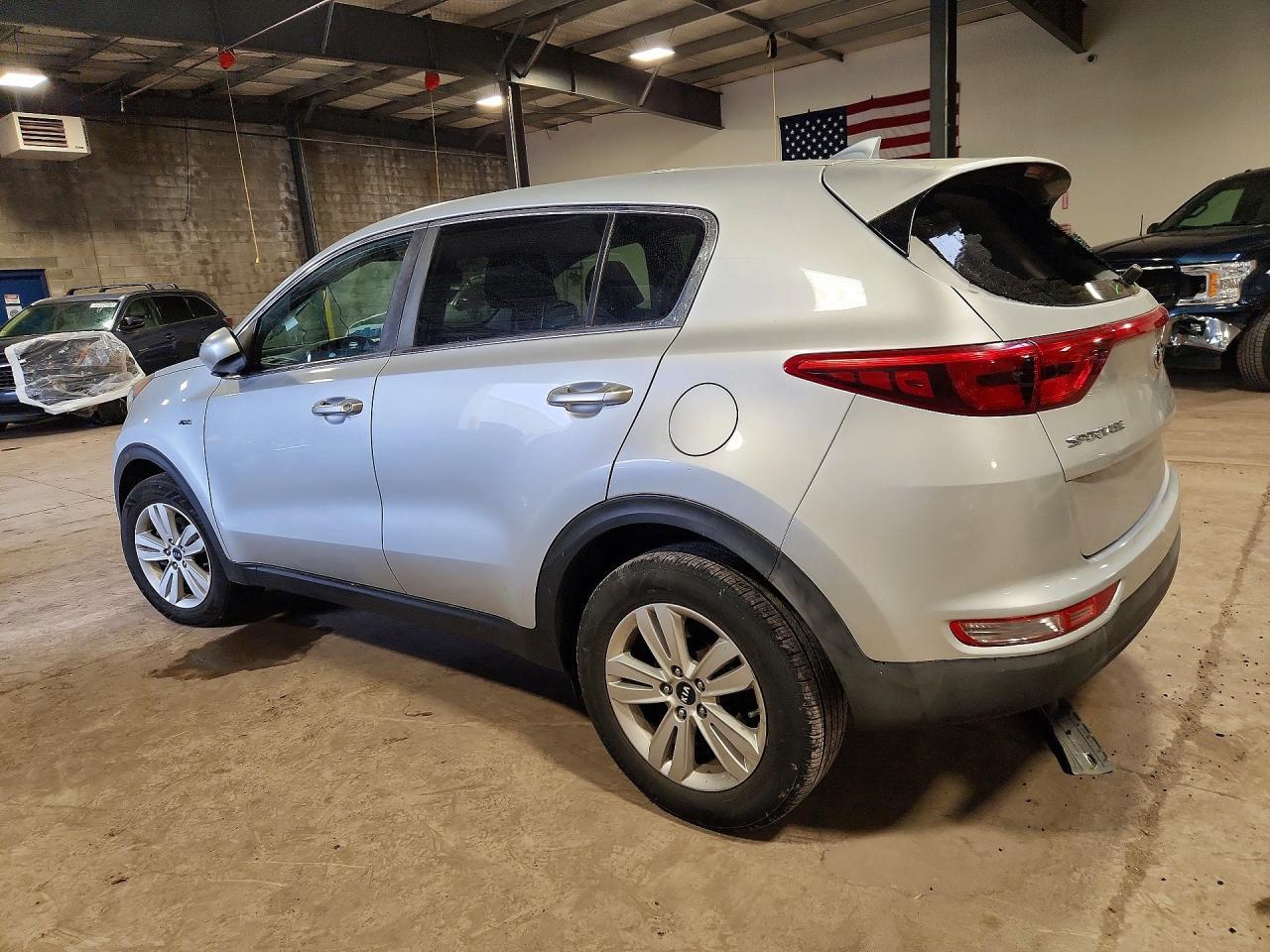 2018 Kia Sportage Lx - Image 2