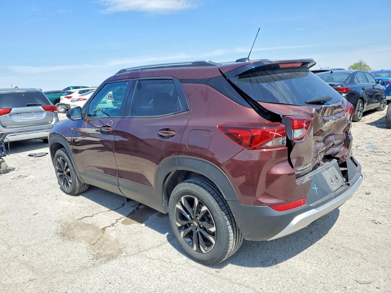 2022 Chevrolet Trailblazer Lt - Image 2
