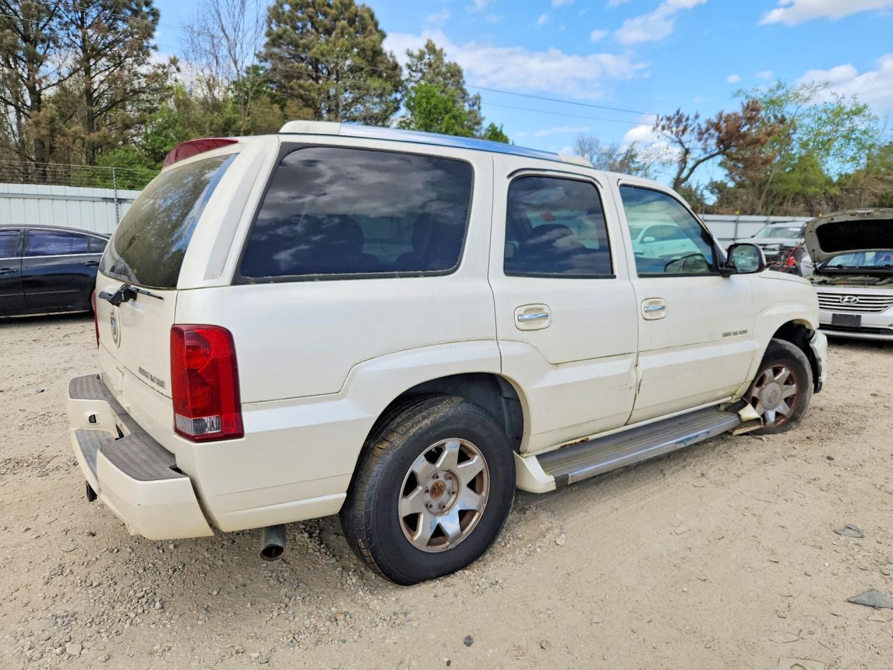2005 Cadillac Escalade Luxury - Фото 3
