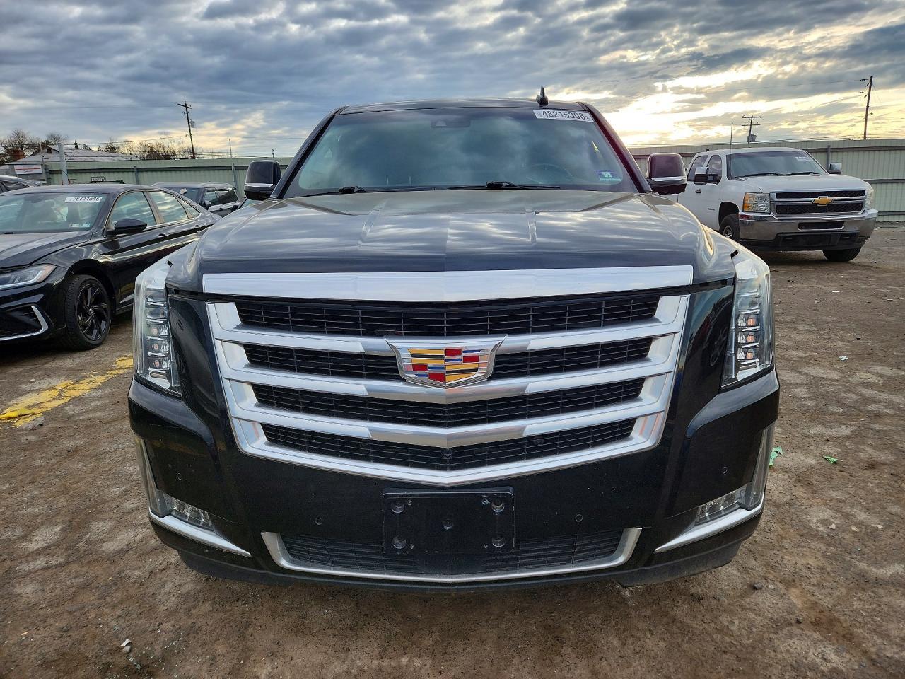 2019 Cadillac Escalade Esv Premium Luxury 4Wd - Image 5
