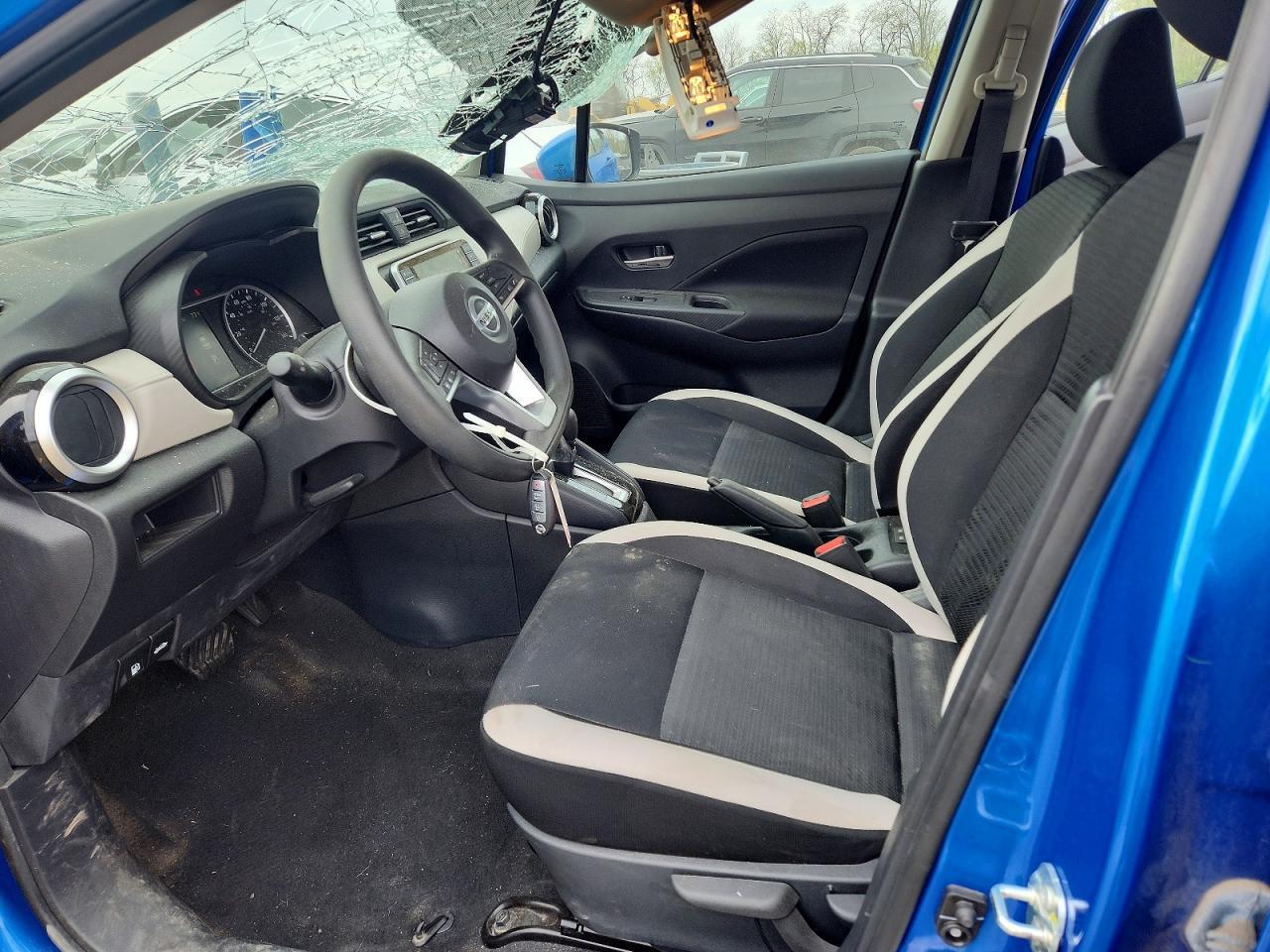2021 Nissan Versa Sv - Image 7