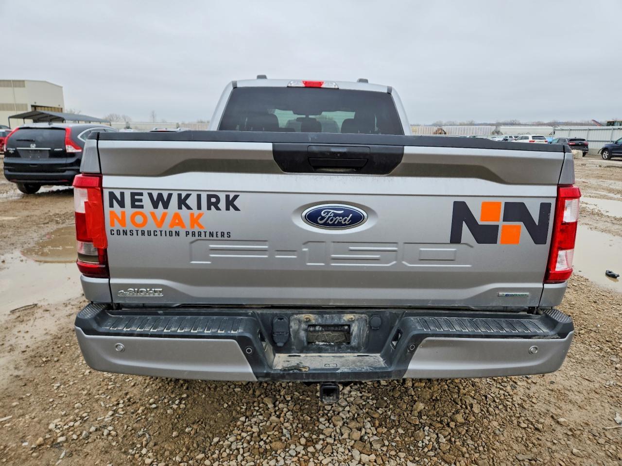 2022 Ford F150 Super Cab - Image 6