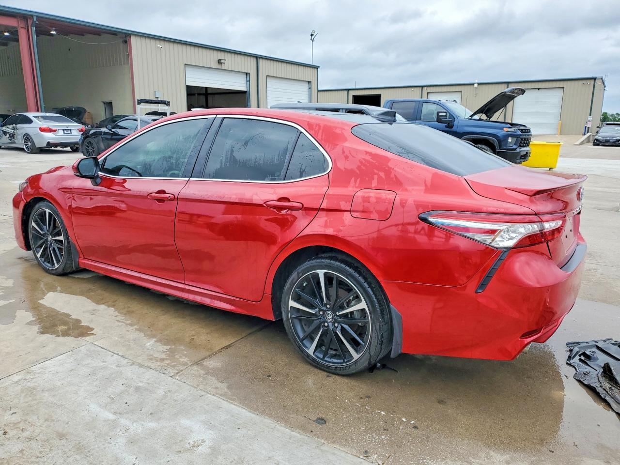 2019 Toyota Camry Xse - Image 2