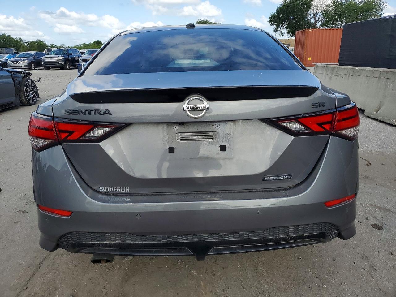 2023 Nissan Sentra Sr - Image 6