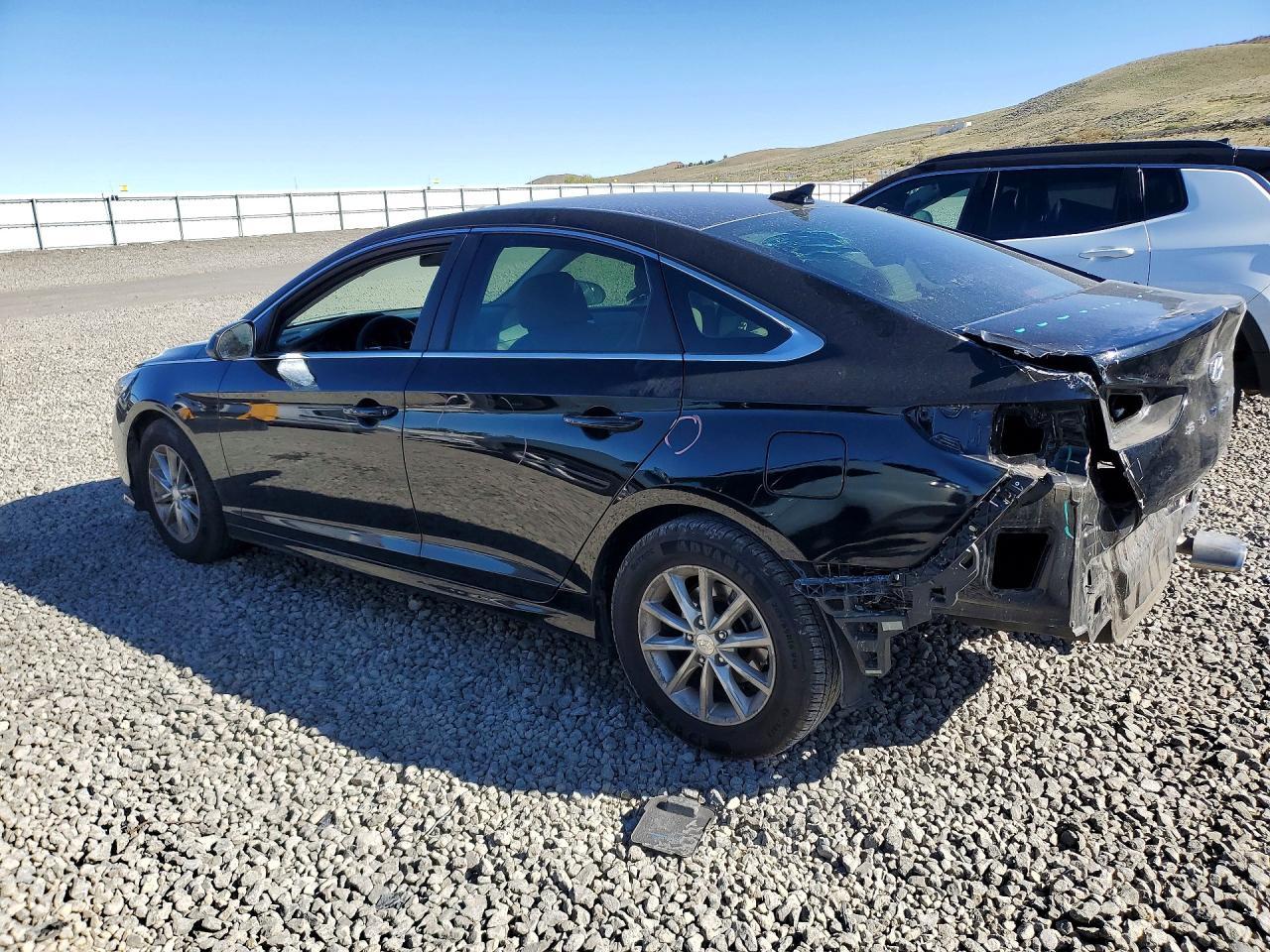 2019 Hyundai Sonata Eco Turbo - Image 2
