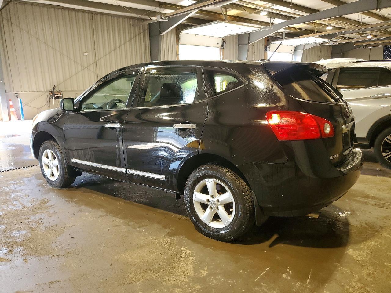2013 Nissan Rogue S - Image 2