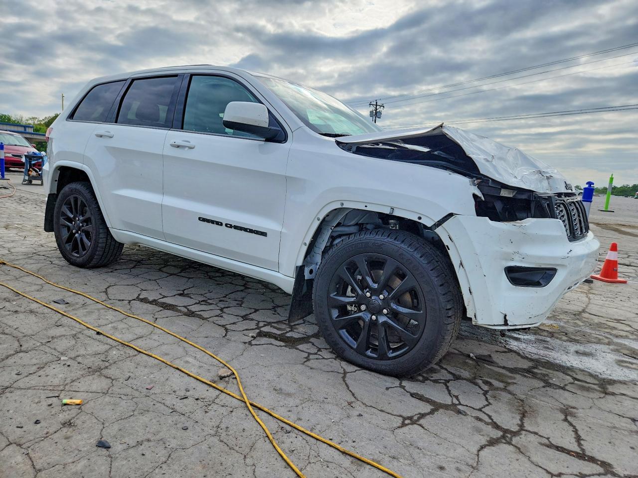 2021 Jeep Grand Cherokee Laredo - Фото 4