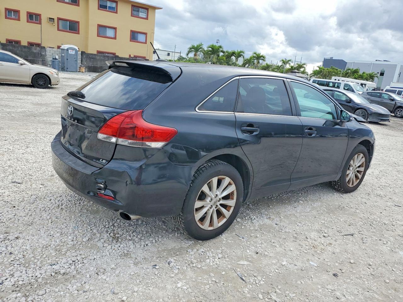 2013 Toyota Venza Le - Фото 3