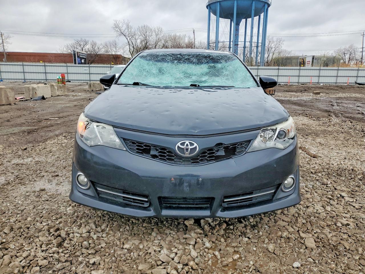 2013 Toyota Camry Se - Image 5