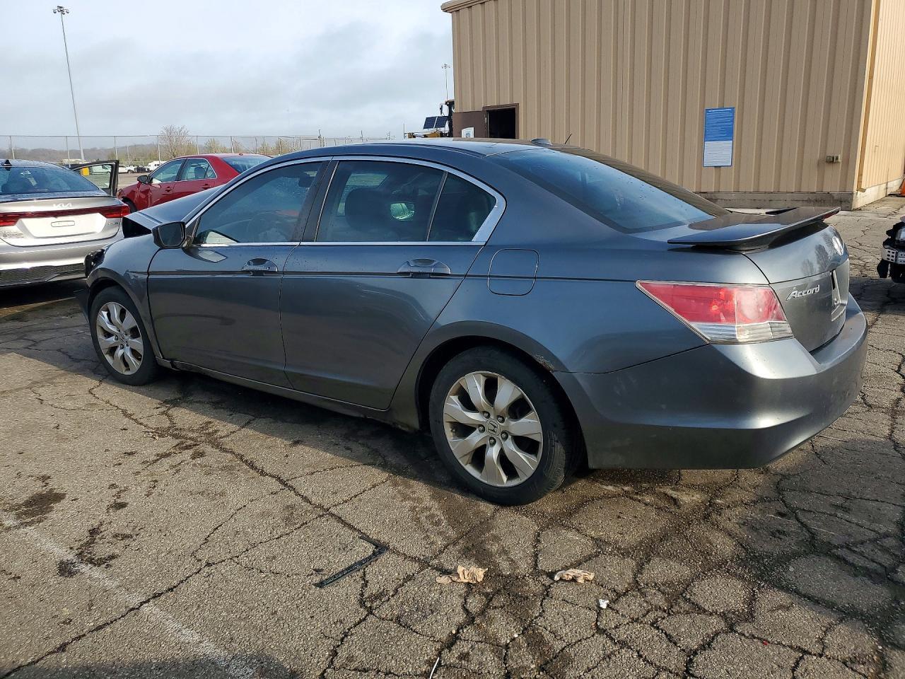2010 Honda Accord Exl - Image 2
