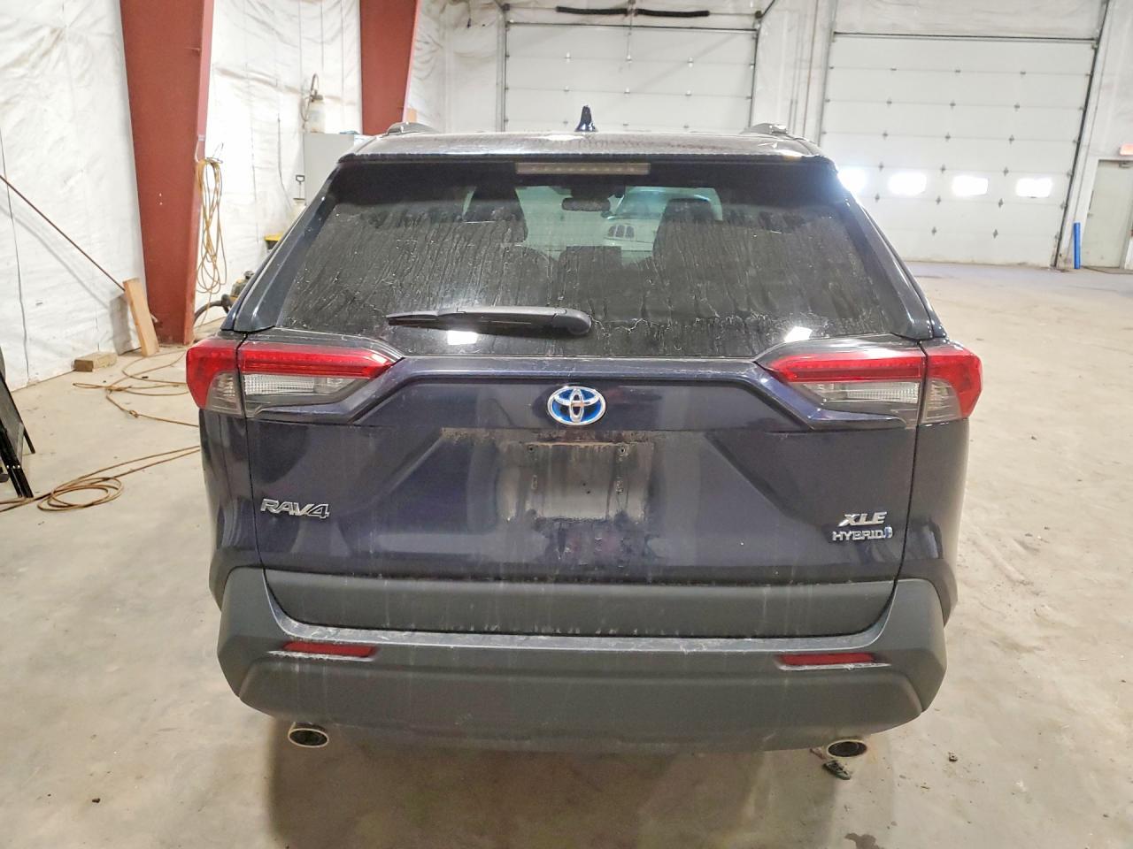 2020 Toyota Rav4 Hybrid Xle - Фото 6