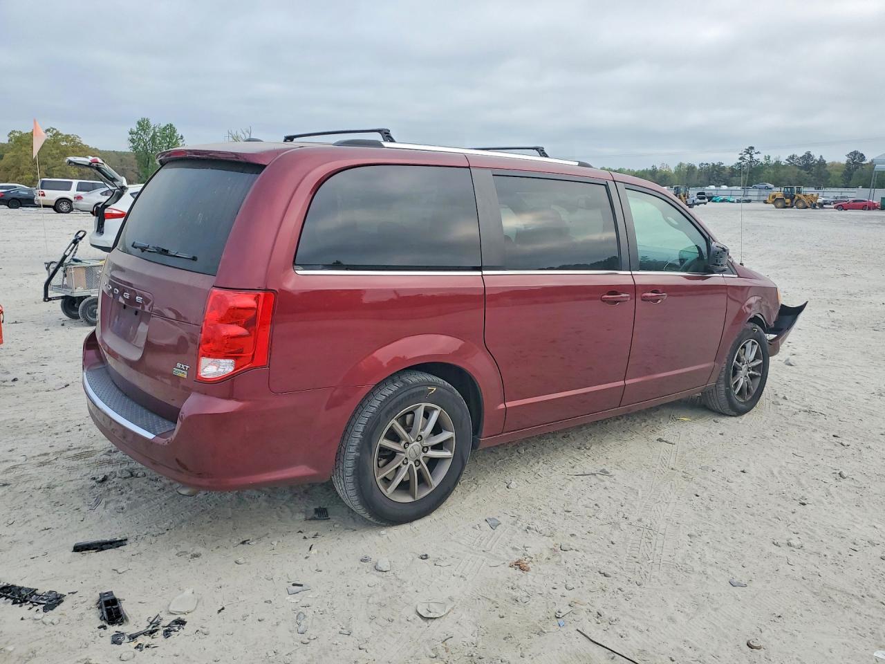 2019 Dodge Grand Caravan Sxt - Фото 3