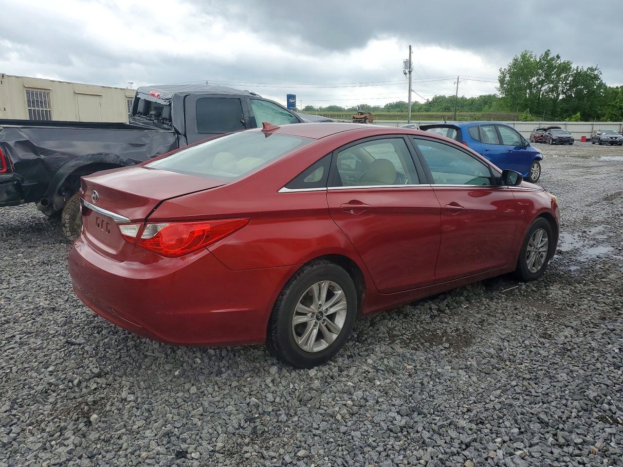 2013 Hyundai Sonata Gls - Image 3