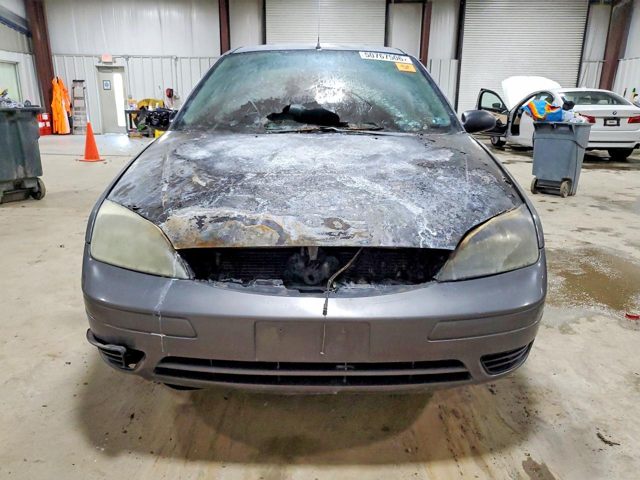2005 Ford Focus Zx4 - Фото 5