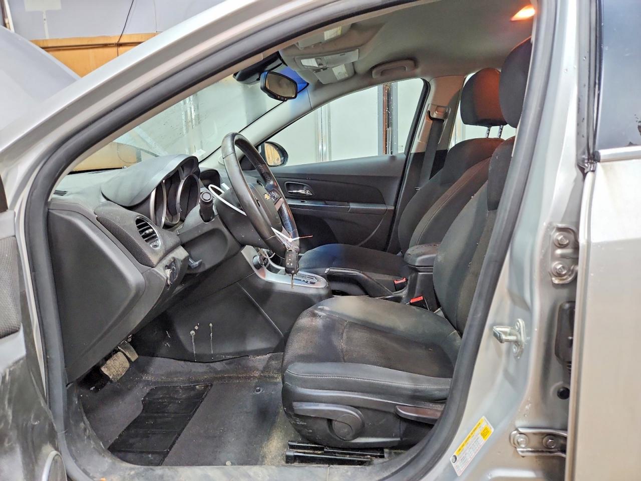 2011 Chevrolet Cruze Lt - Image 7