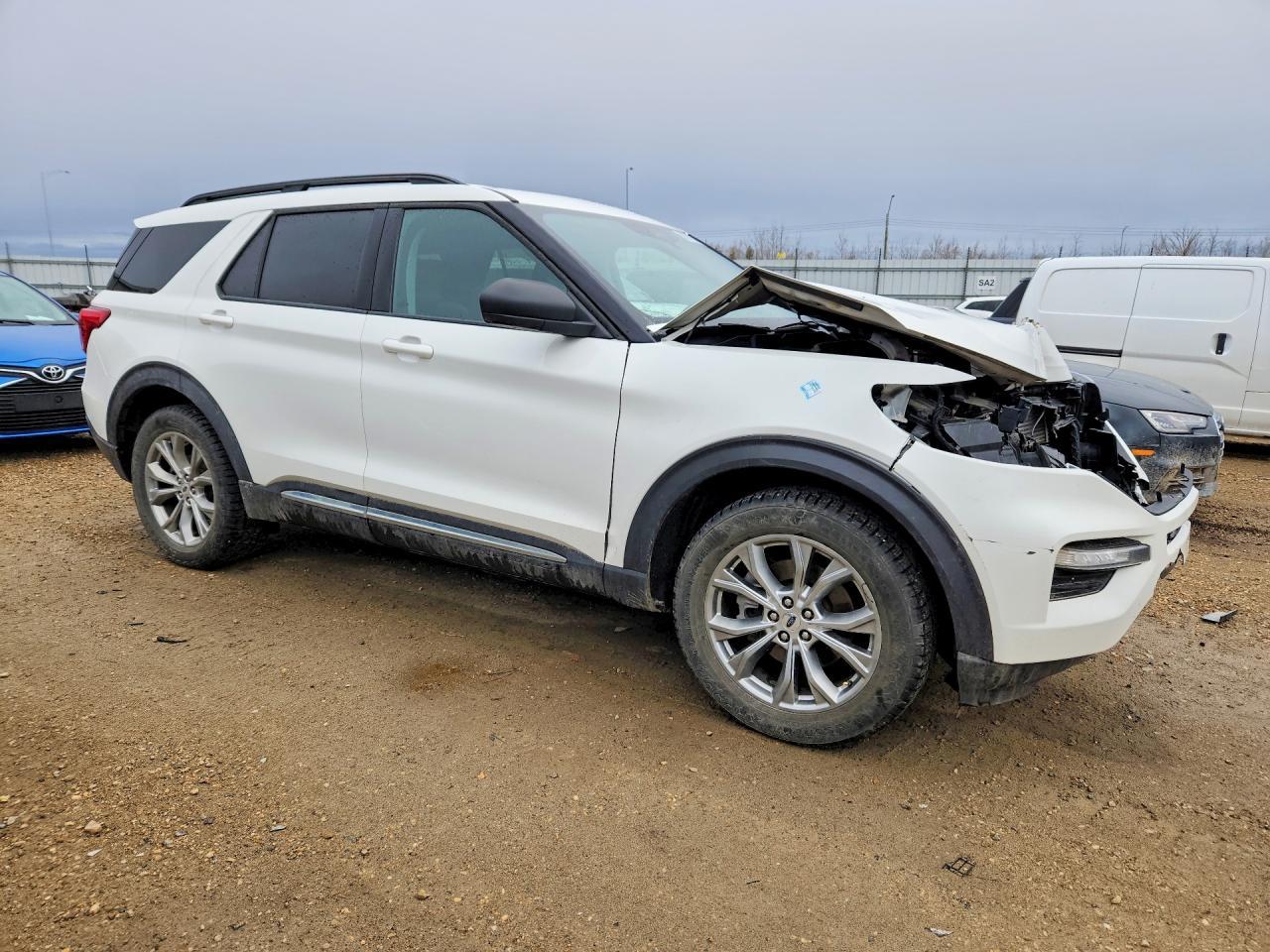 2020 Ford Explorer Xlt - Image 4