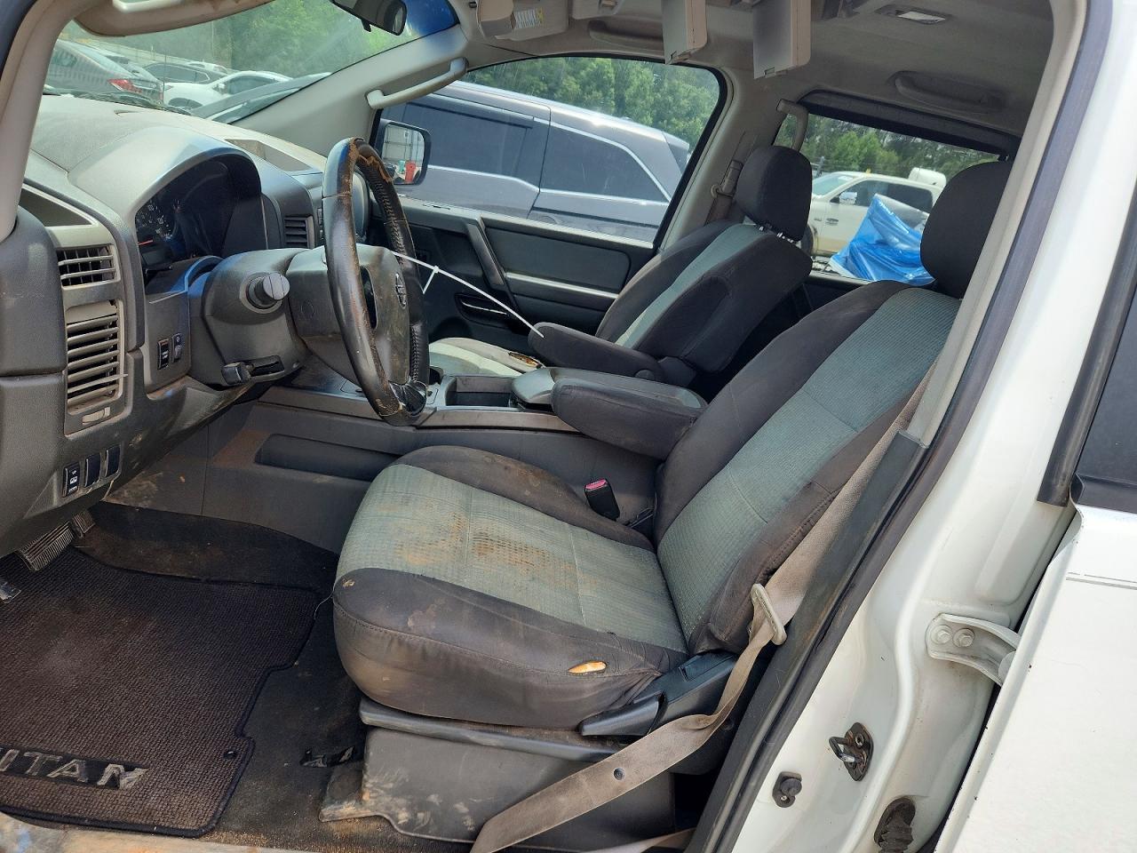 2005 Nissan Titan Xe - Фото 7
