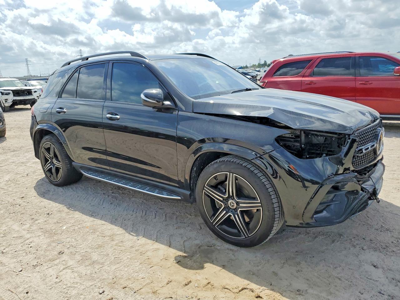 2025 Mercedes-Benz Gle 450E 4Matic - Image 4