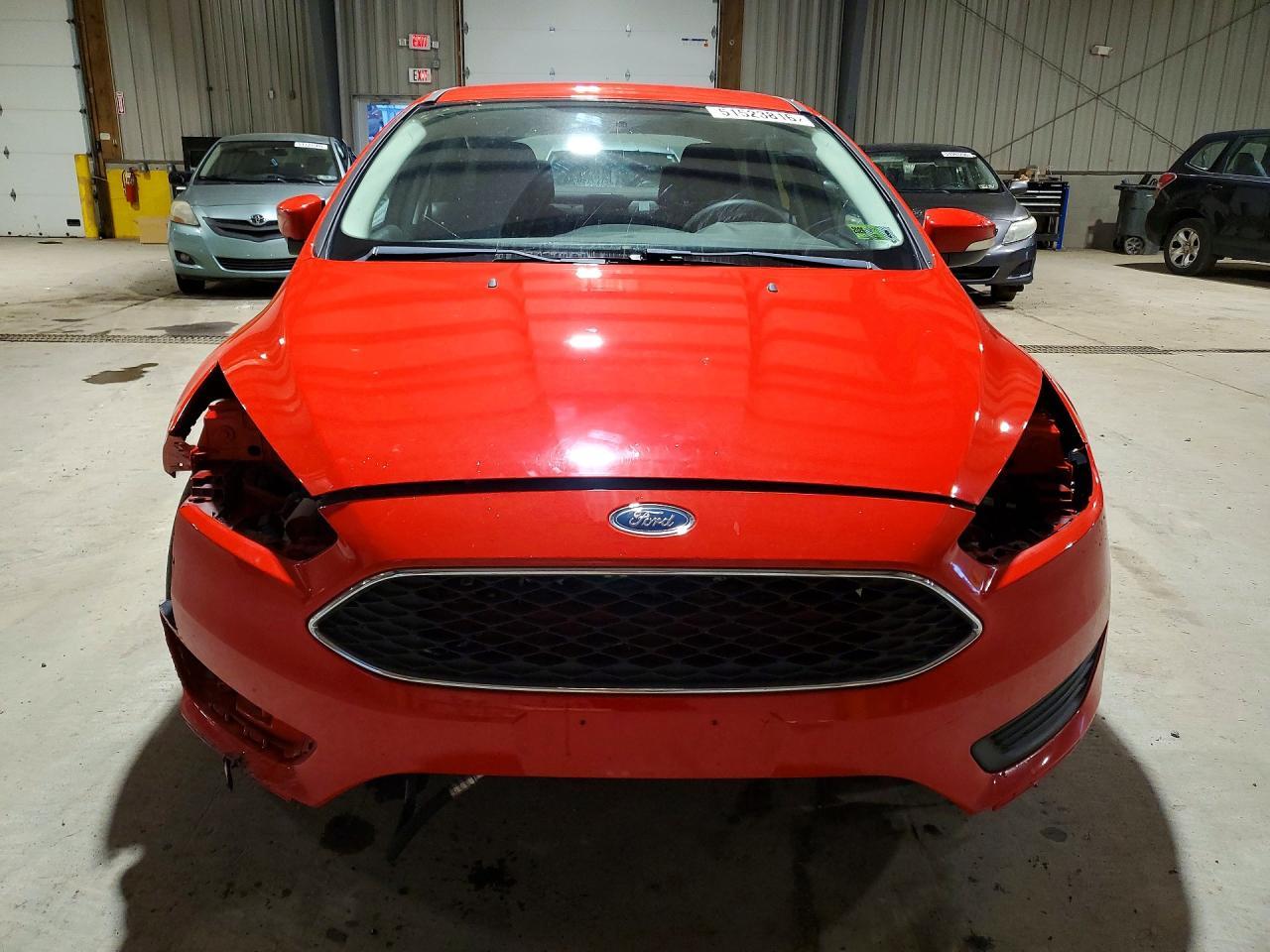 2017 Ford Focus Se - Image 5