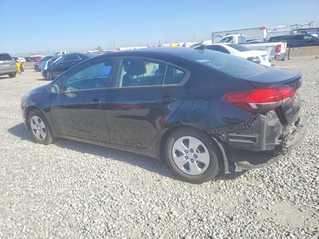 2018 Kia Forte Lx - Image 2