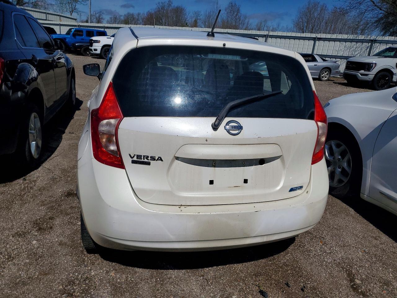 2015 Nissan Versa Note S Plus - Image 6