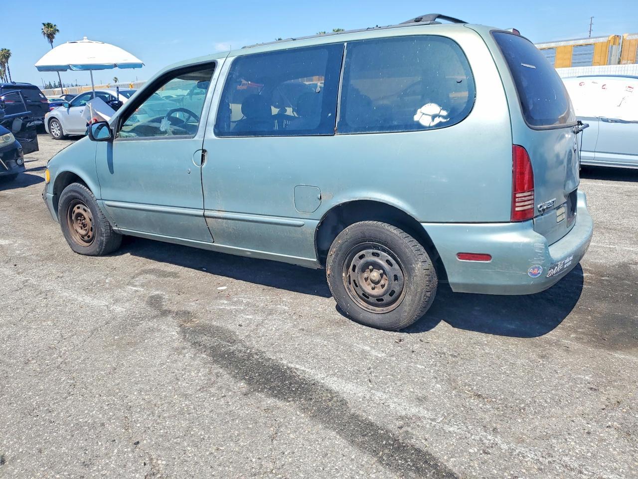 1997 Nissan Quest Xe - Image 2