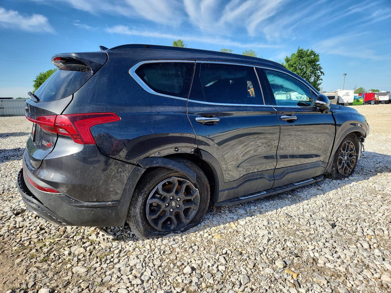 2022 Hyundai Santa Fe Xrt - Image 3