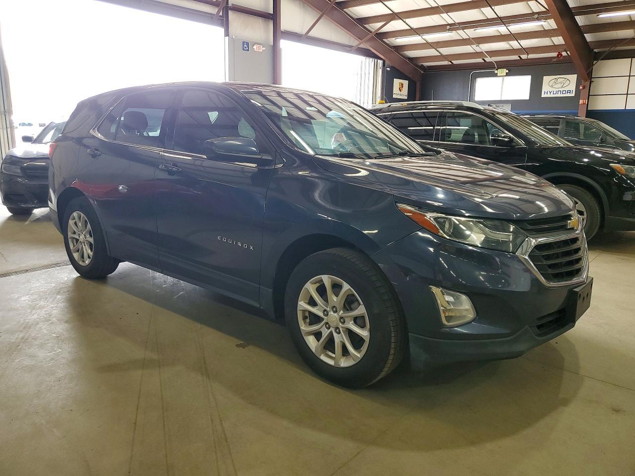 2019 Chevrolet Equinox Lt - Image 4