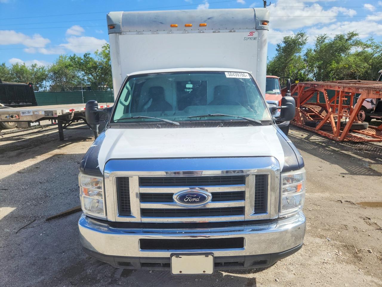 2017 Ford E350 Box Truck - Image 5