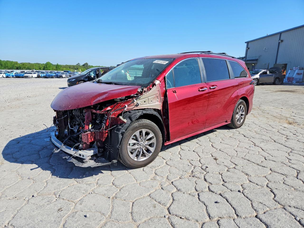 2025 Toyota Sienna Xle 8-Passenger