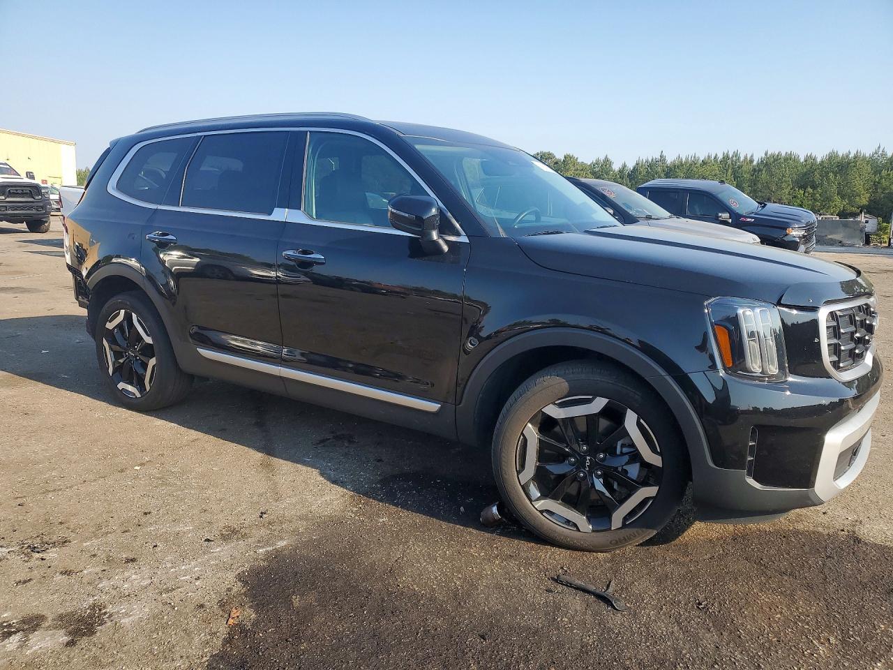 2024 Kia Telluride S - Фото 4