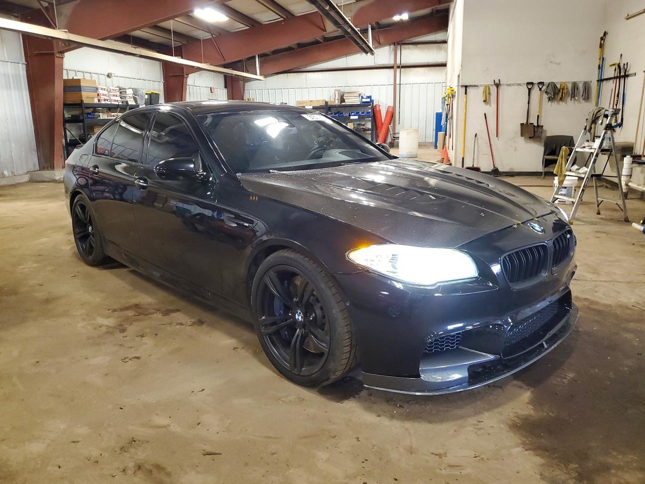 2013 BMW M5 - Фото 4