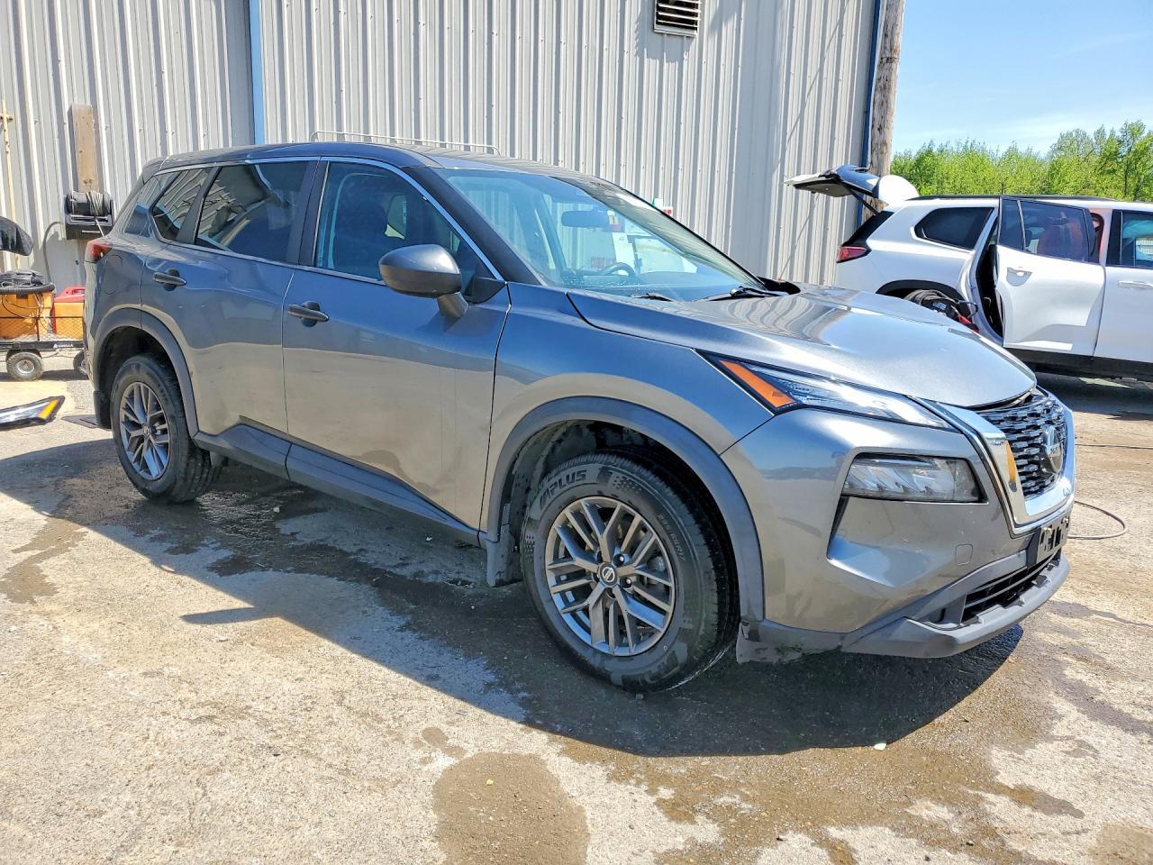 2021 Nissan Rogue S - Фото 4