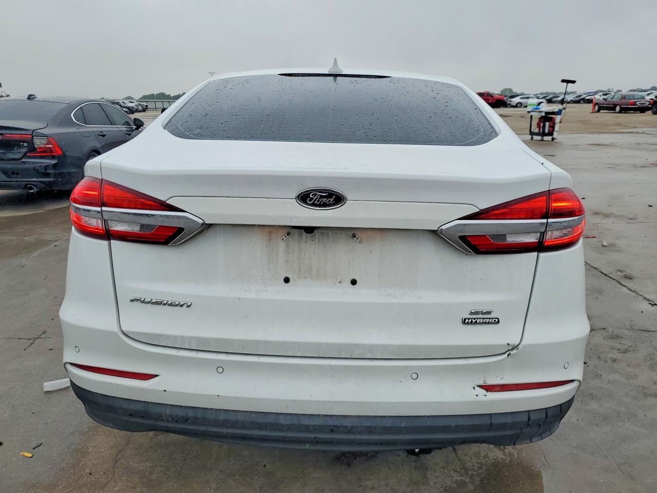 2020 Ford Fusion Se - Фото 6