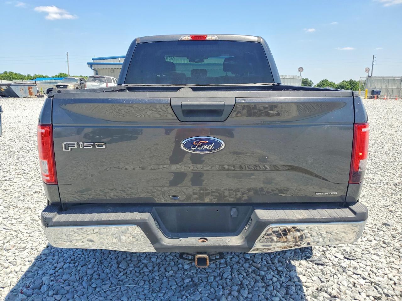 2016 Ford F150 Supercrew - Image 6