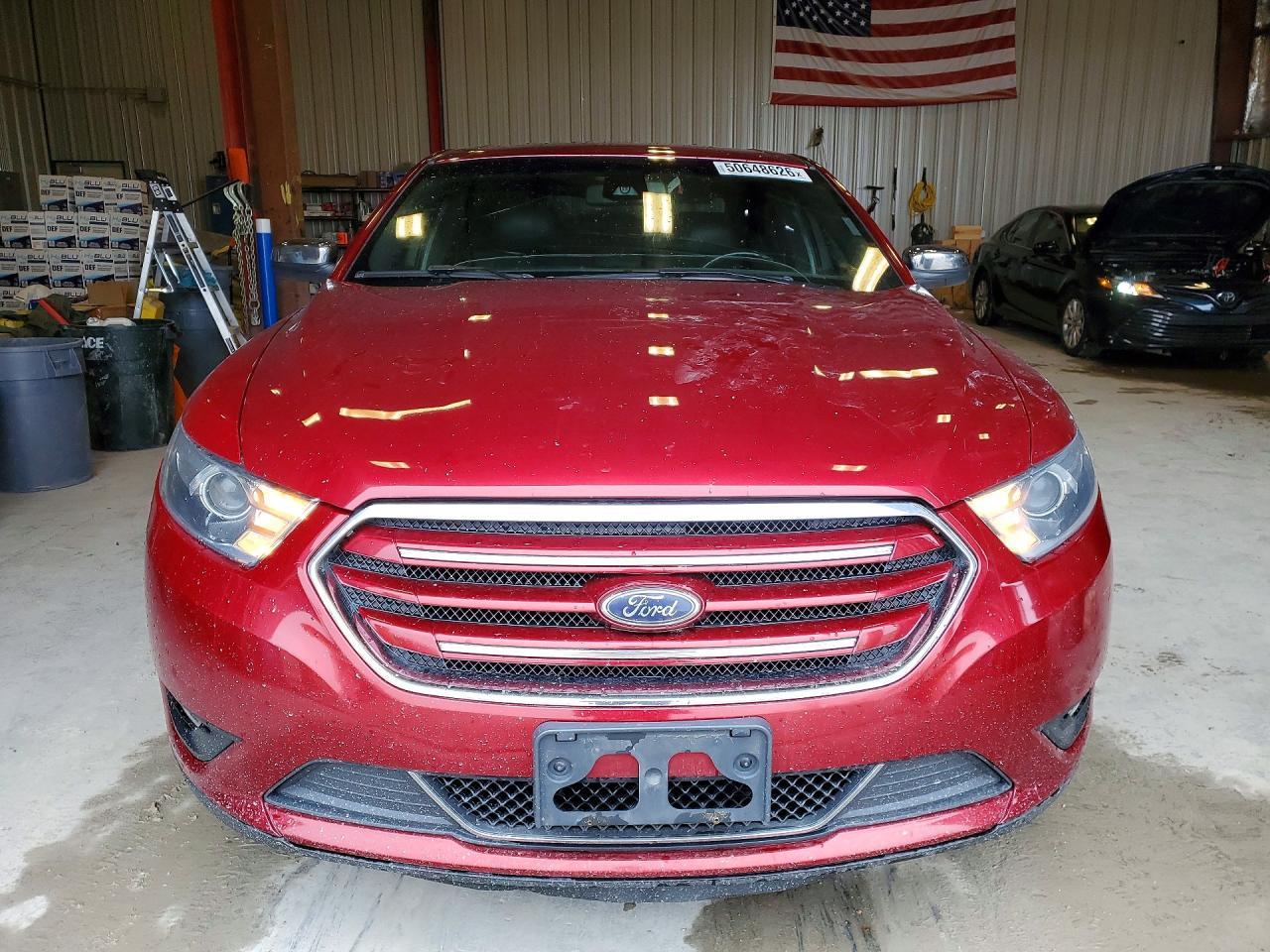 2019 Ford Taurus Limited - Фото 5