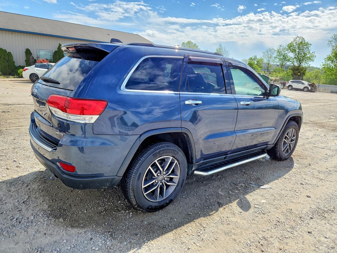 2019 Jeep Grand Cherokee Limited - Image 3