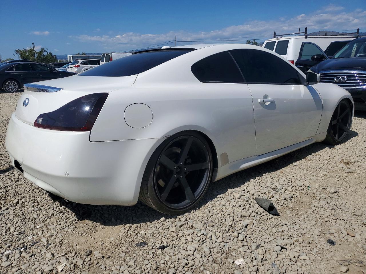 2011 Infiniti G37 Coupe Base - Image 3