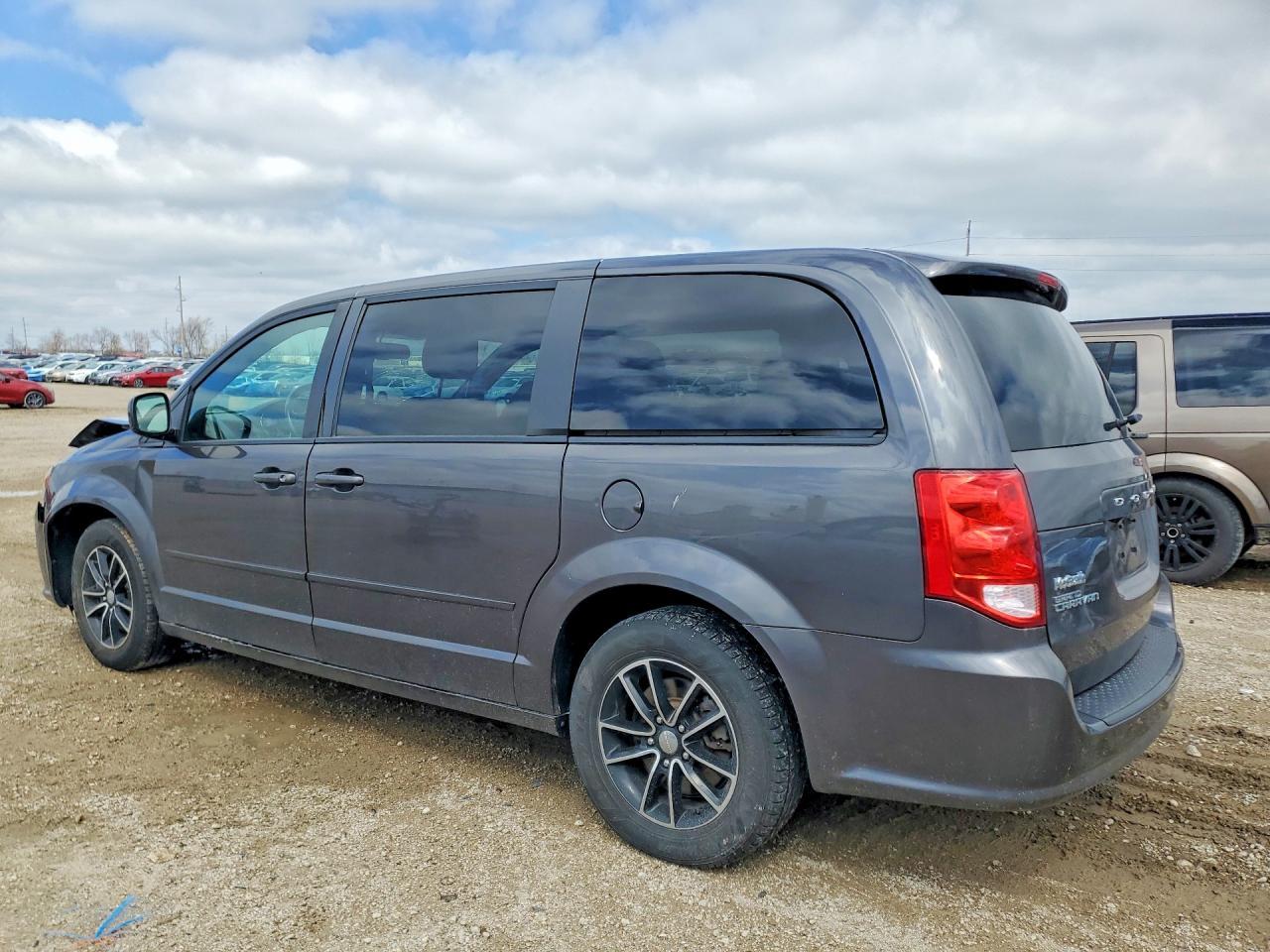 2017 Dodge Grand Caravan Sxt - Фото 2