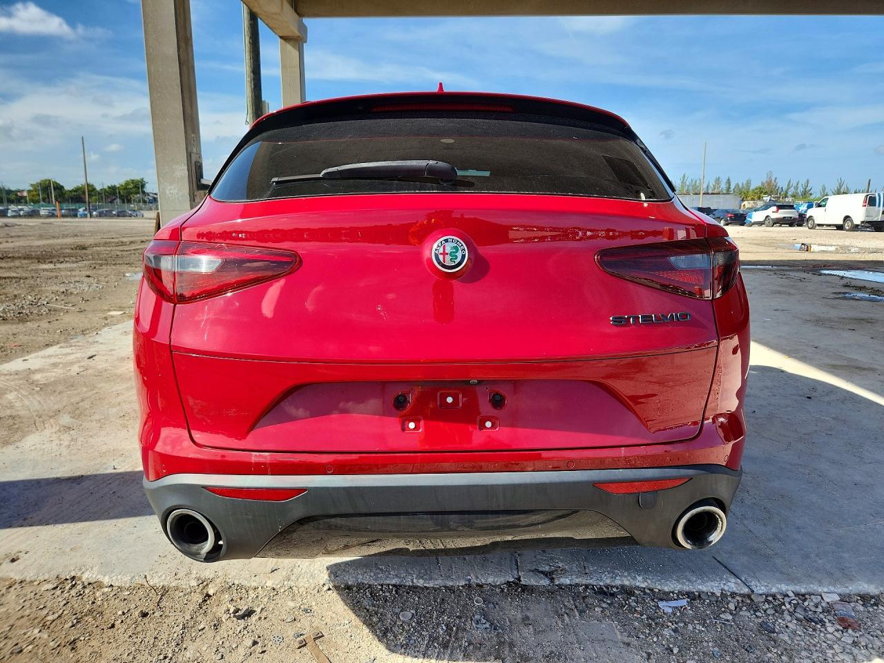 2021 Alfa Romeo Stelvio Sport - Image 6