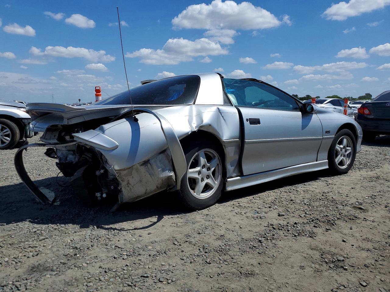 1997 Chevrolet Camaro Base - Фото 3