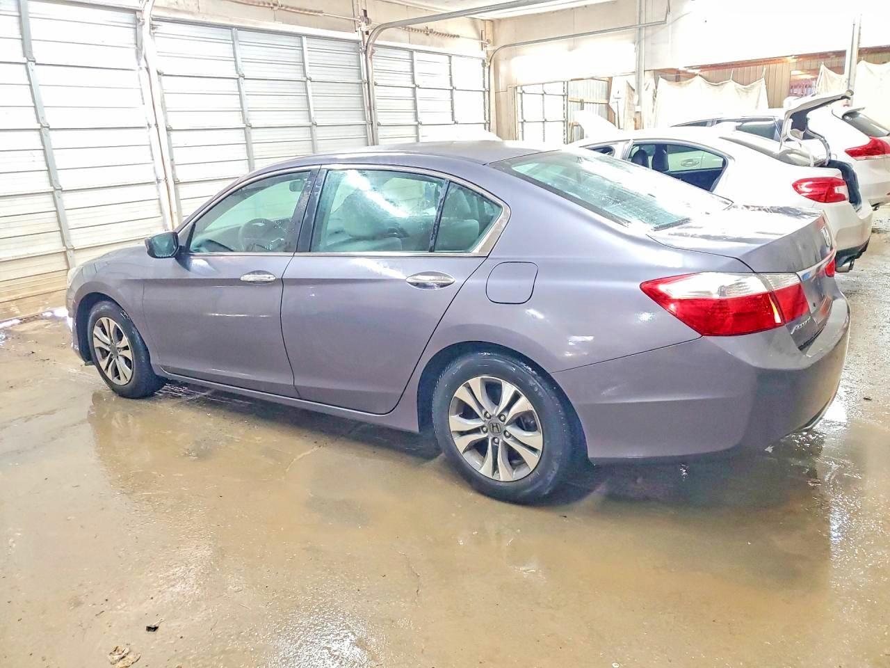 2015 Honda Accord Lx - Фото 2
