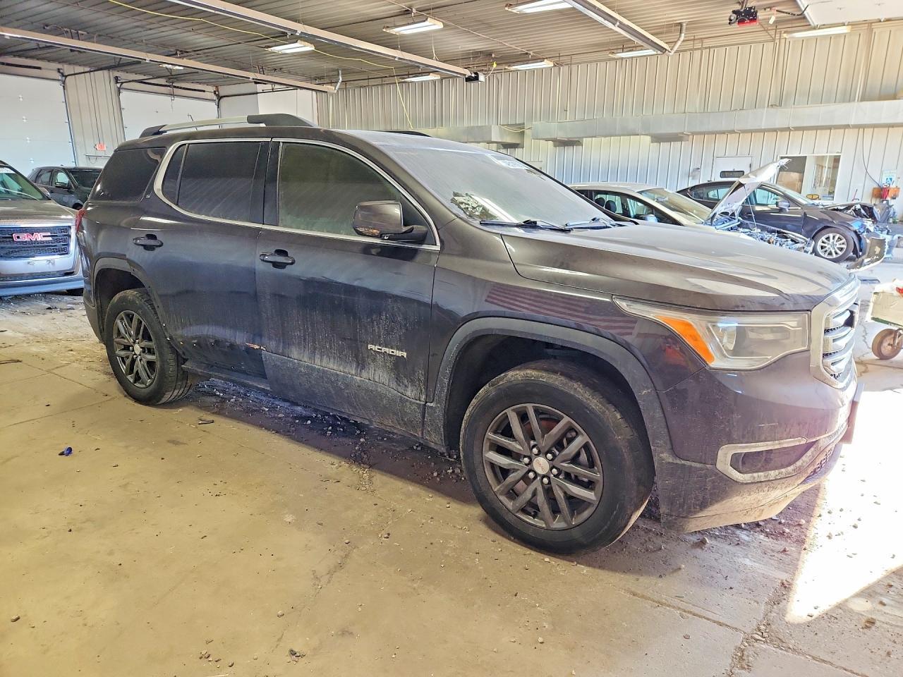 2017 GMC Acadia Slt-1 - Image 4