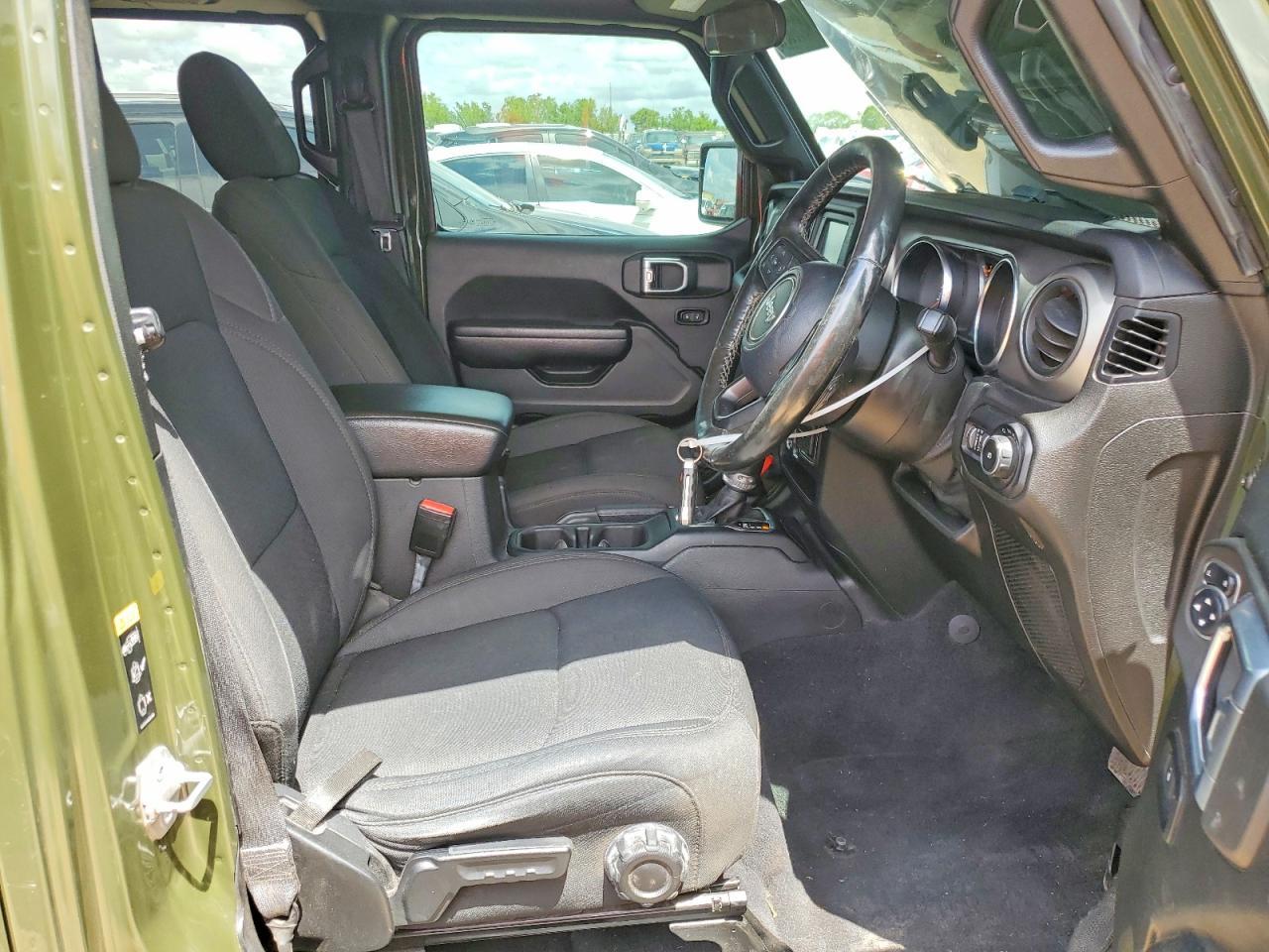 2021 Jeep Wrangler Unlimited Sport - Фото 7