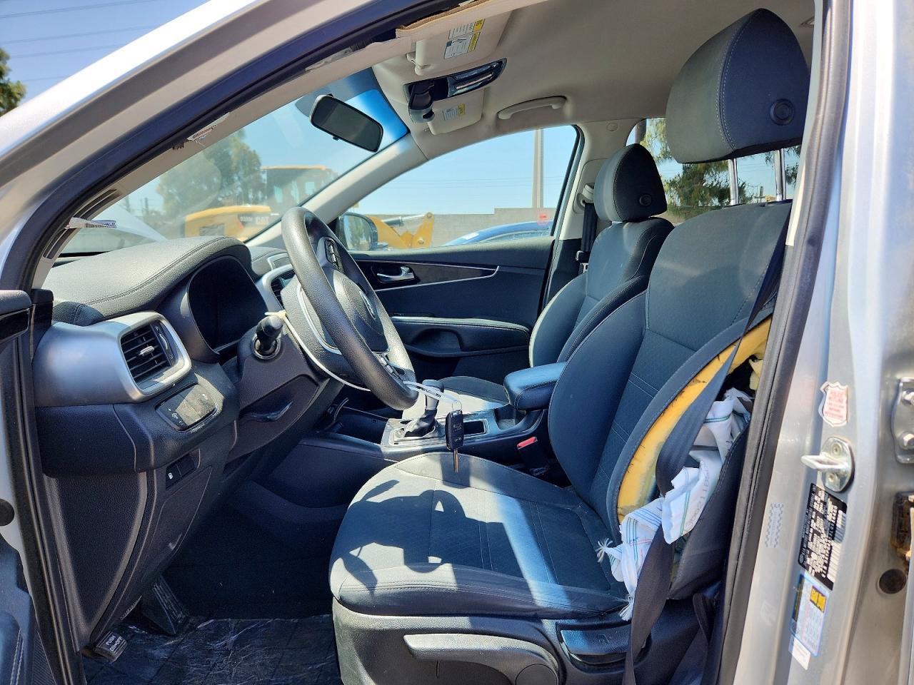 2020 Kia Sorento S - Фото 7