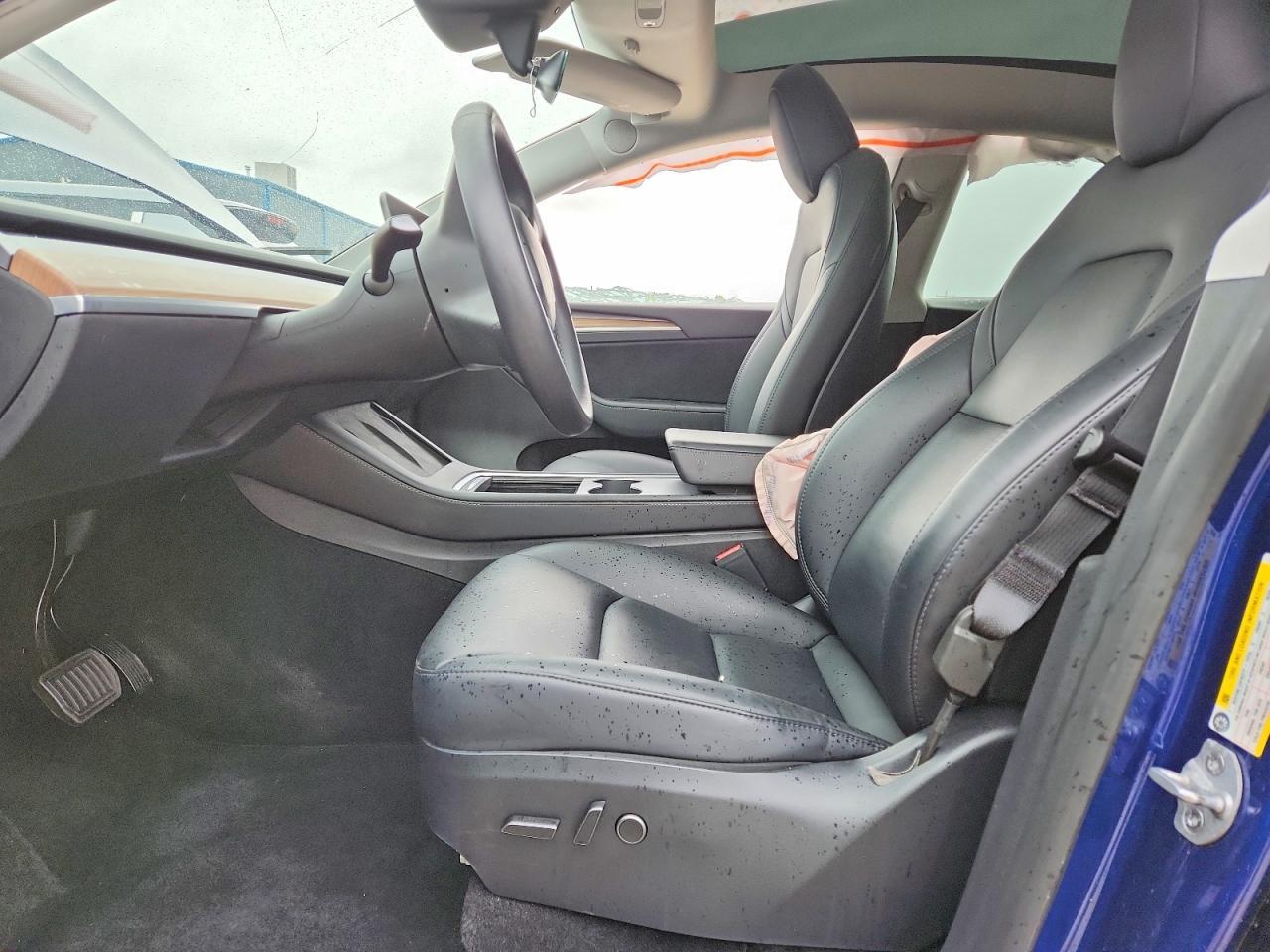 2023 Tesla Model Y - Фото 7
