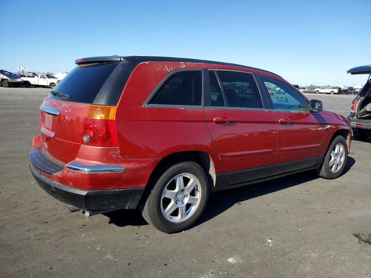 2006 Chrysler Pacifica Touring - Image 3