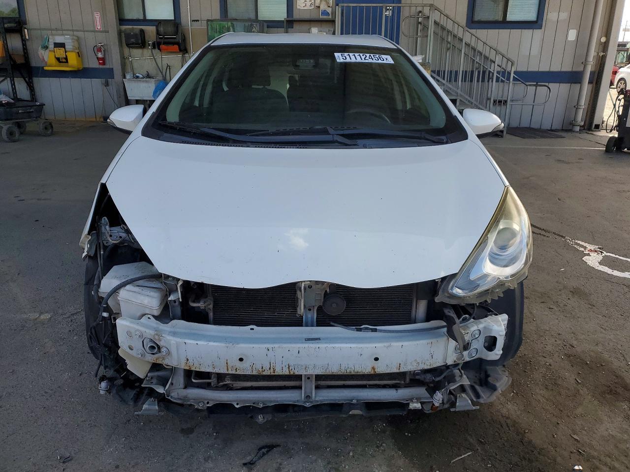 2017 Toyota Prius C Three - Фото 5