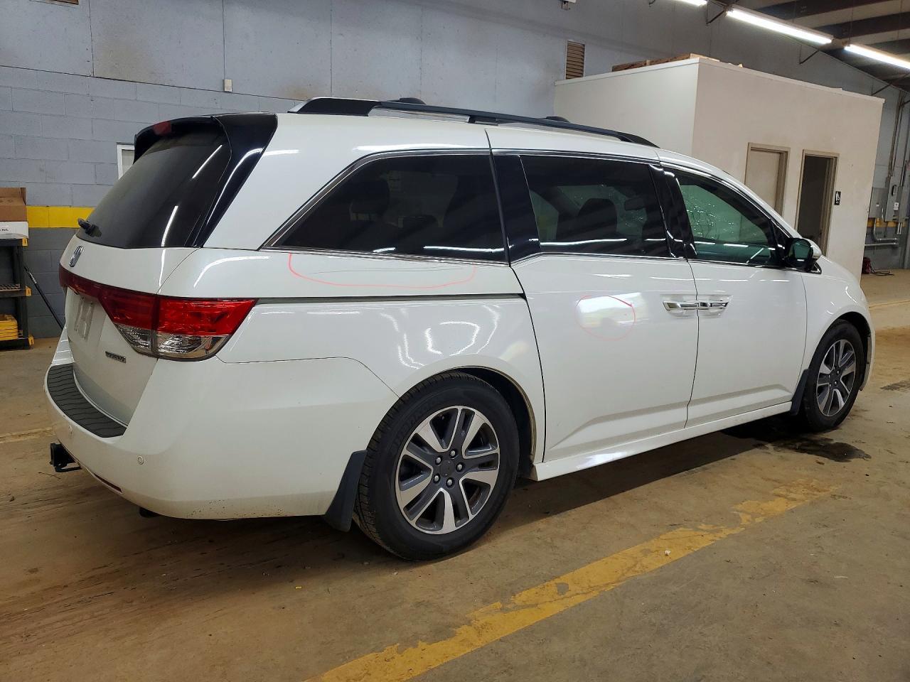 2014 Honda Odyssey Touring - Фото 3