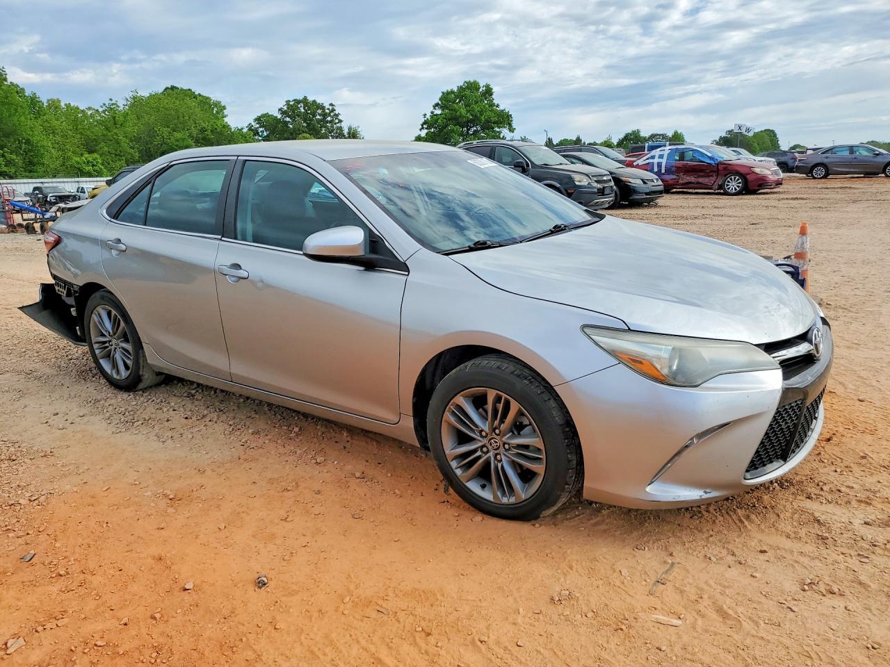 2015 Toyota Camry Se - Фото 4